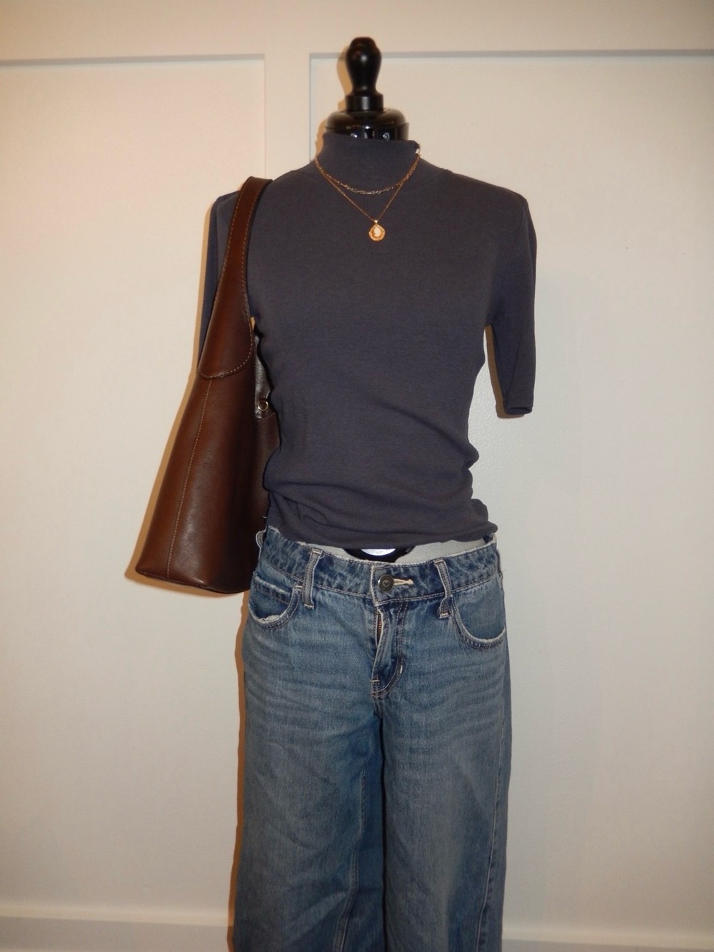 Navy Blue Fitted Short-Sleeve Mock Neck Top - Neutral Essential